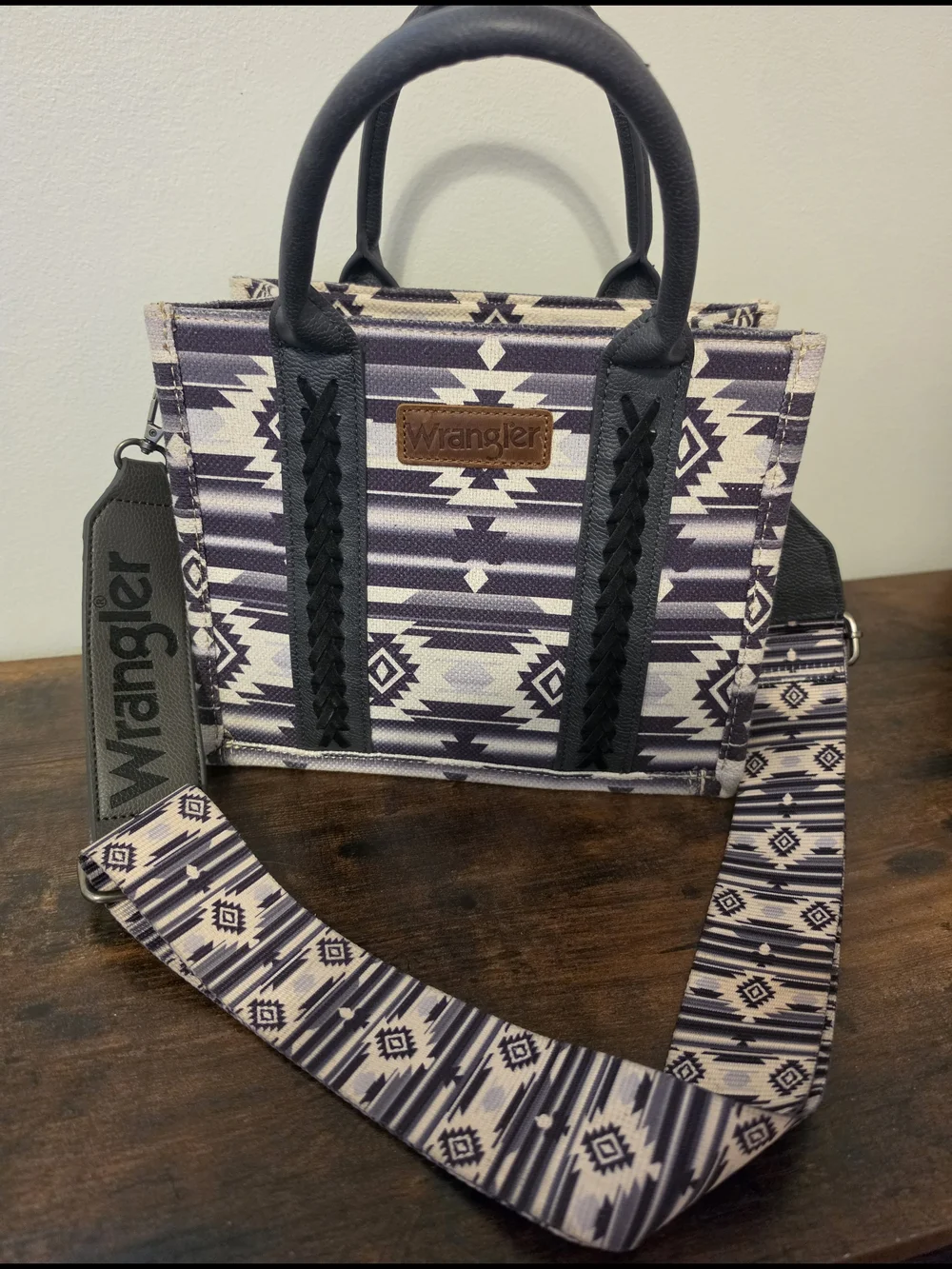 Wrangler Black & Cream Southwestern Tote Set - Picture 2 of 13